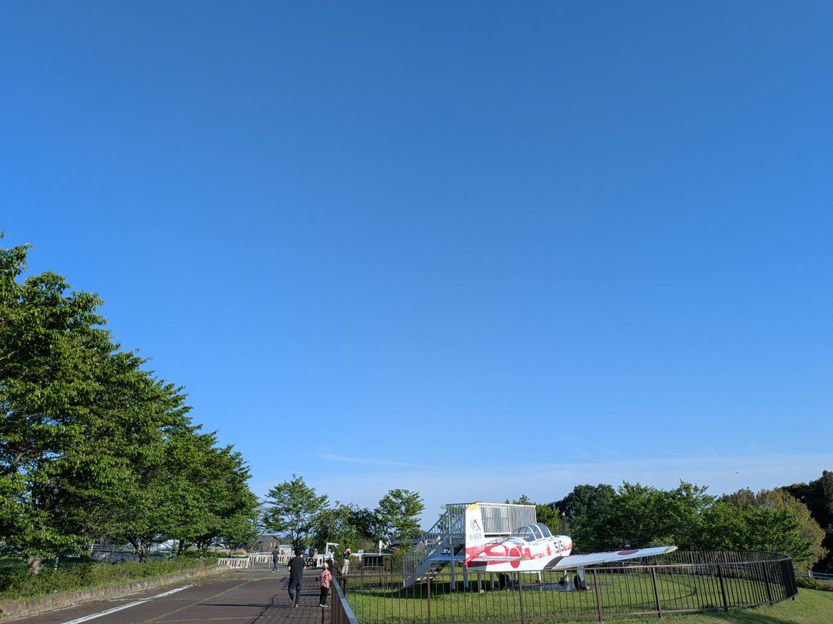 ナッグーロ tweet media