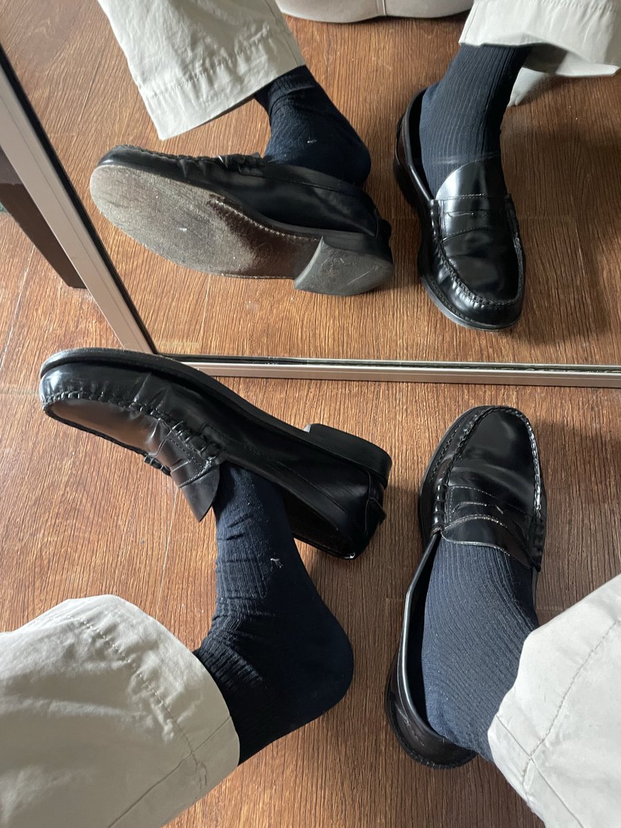 suited r tweet media