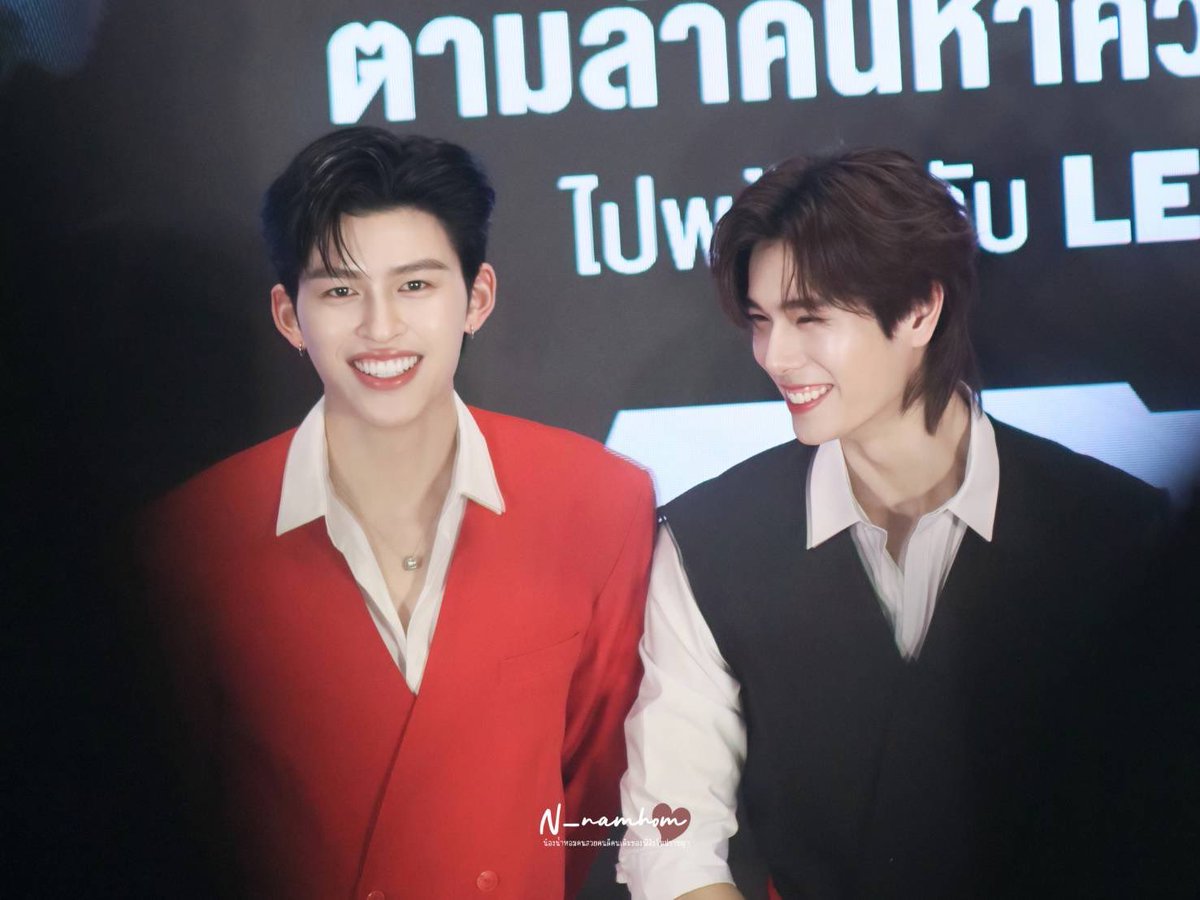 ปภวรักการทำงานคู่มากอะ ละดูแล้วมีความสุขขนาดนี้ มวลสิ่งนั้นมากกกก มองรูปยังยิ้มตามเลย จะบ้าาาาา🤭😄

#pondphuwin #ปอนด์ภูวินทร์