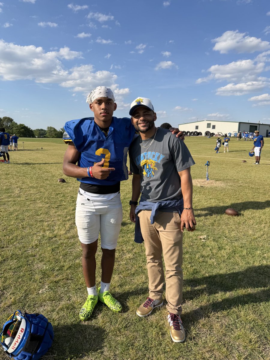 Miles Brown 4⭐️ tweet media