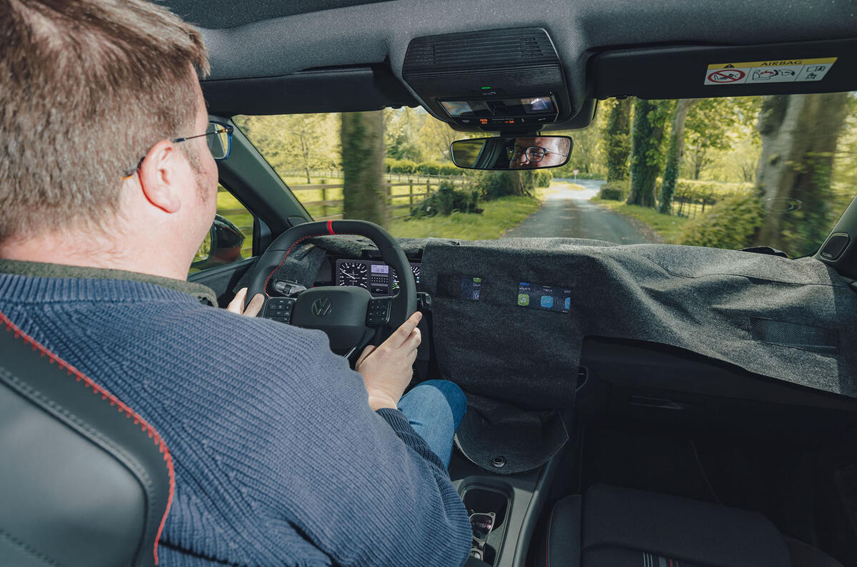Autocar tweet media