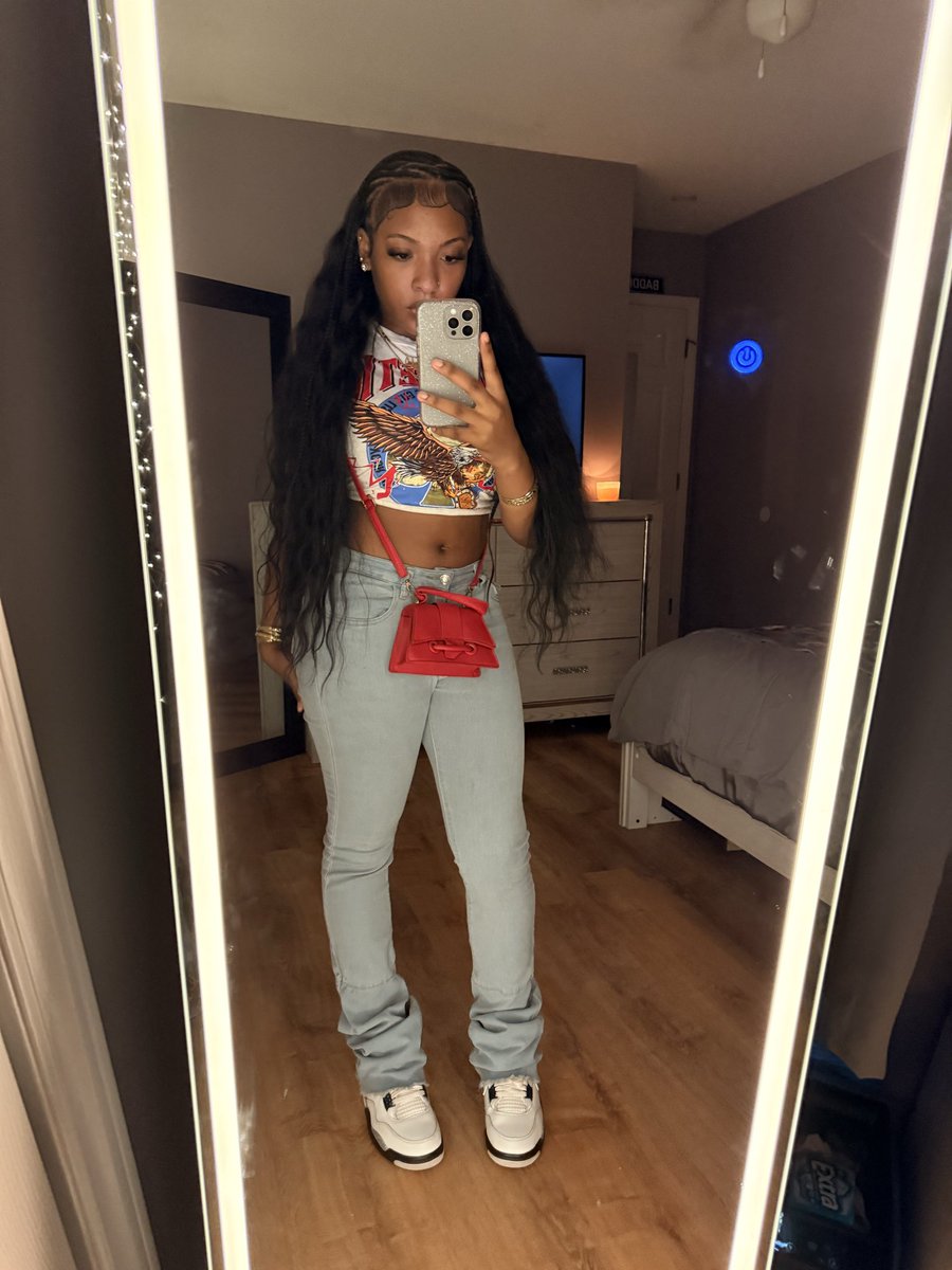Nyla2official's tweet photo. Sum bad shi🥰🥰😍 https://t.co/dxVmCT2CRw
