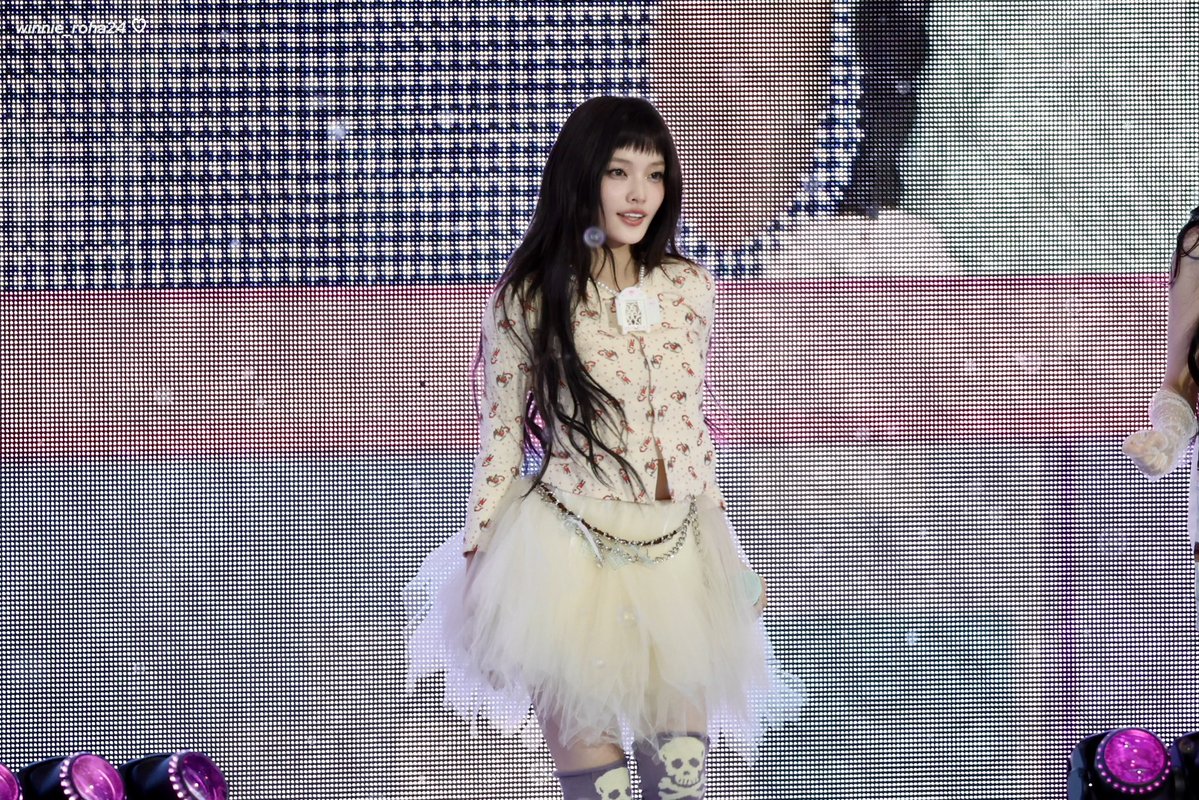 윈윈이♡ tweet media