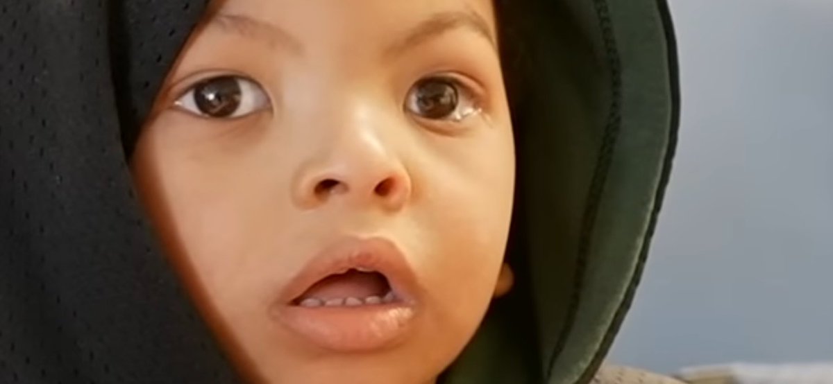 Heyzeusbastard's tweet photo. @MelaninDominant @recklesskeishas never seen nun like it before https://t.co/0zsS3kewfU