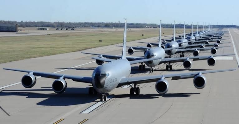 And now not a single USAF tanker is airborne, a rare event these days.

It comes after two tankers squawked 7700 emergency this afternoon, this is possibly related.