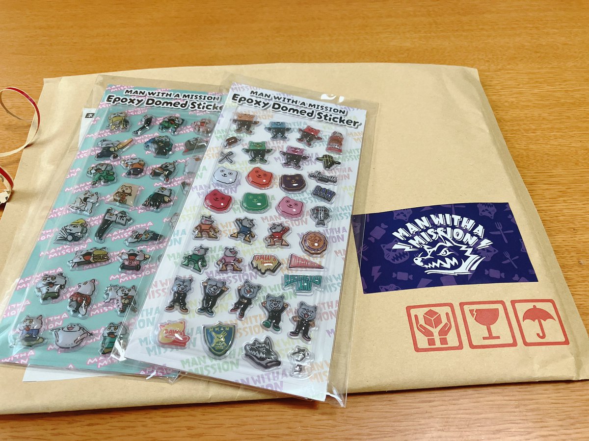 yozora_MWAM's tweet photo. 4/30に発送のメール来て、5月の頭に届いた！
どこに貼ろうかな〜(  ◜ω◝ ) https://t.co/I8HooDdijA