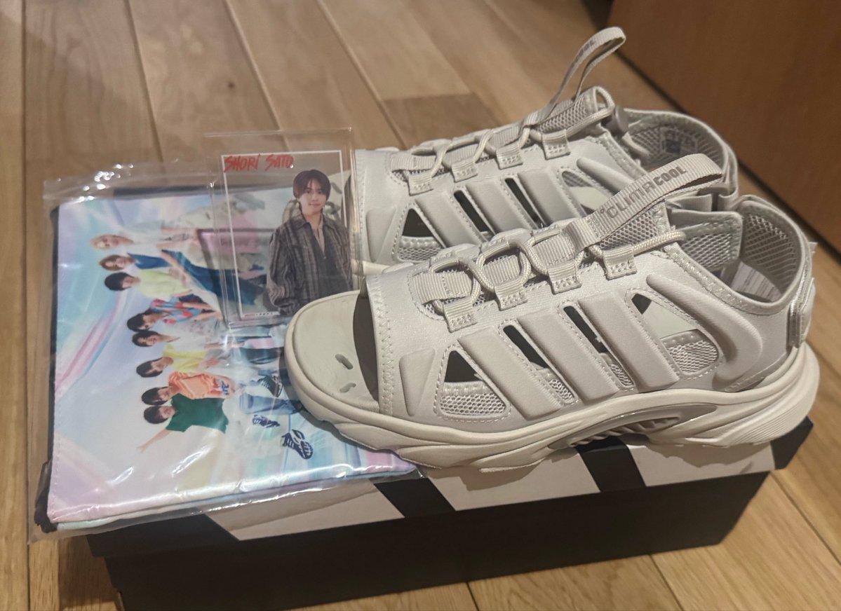 mugentimesz's tweet image. 素敵なサンダル♡🙌
色々な服になじみそうで
こちらの色にしました🫶🏻

#adidas #timelesz
「CLIMACOOL SANDAL × timelesz」
#ABCマート #クライマクール