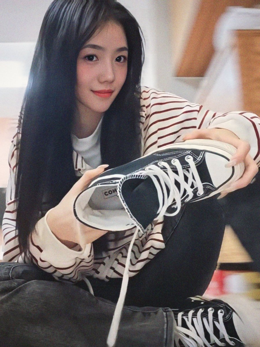 xiaoruizuimei's tweet photo. Are you ready？
准备好了吗？ 3！2！1！
#女高 #女高中生的日常 https://t.co/wv6WGM03rh