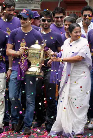 Hurricanrana_27's tweet photo. 4 Finals 
3 Titles 🏆
8 Playoffs 

End of an era under TMC led Bengal https://t.co/ebGFDxVcqT