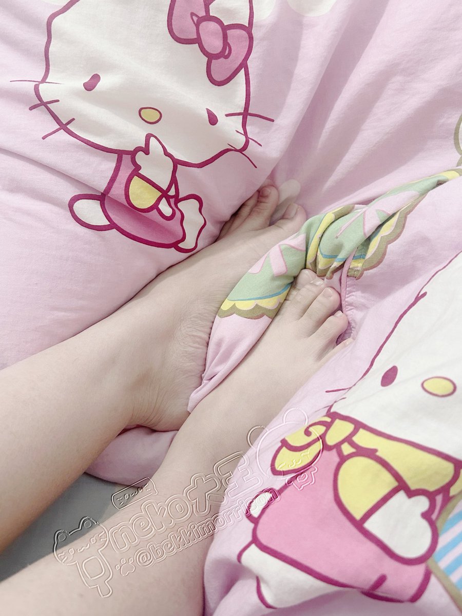 本人对jio的依赖程度 #女高 #反差 #脚 #足控 https://t.co/kfK4qLMwz2