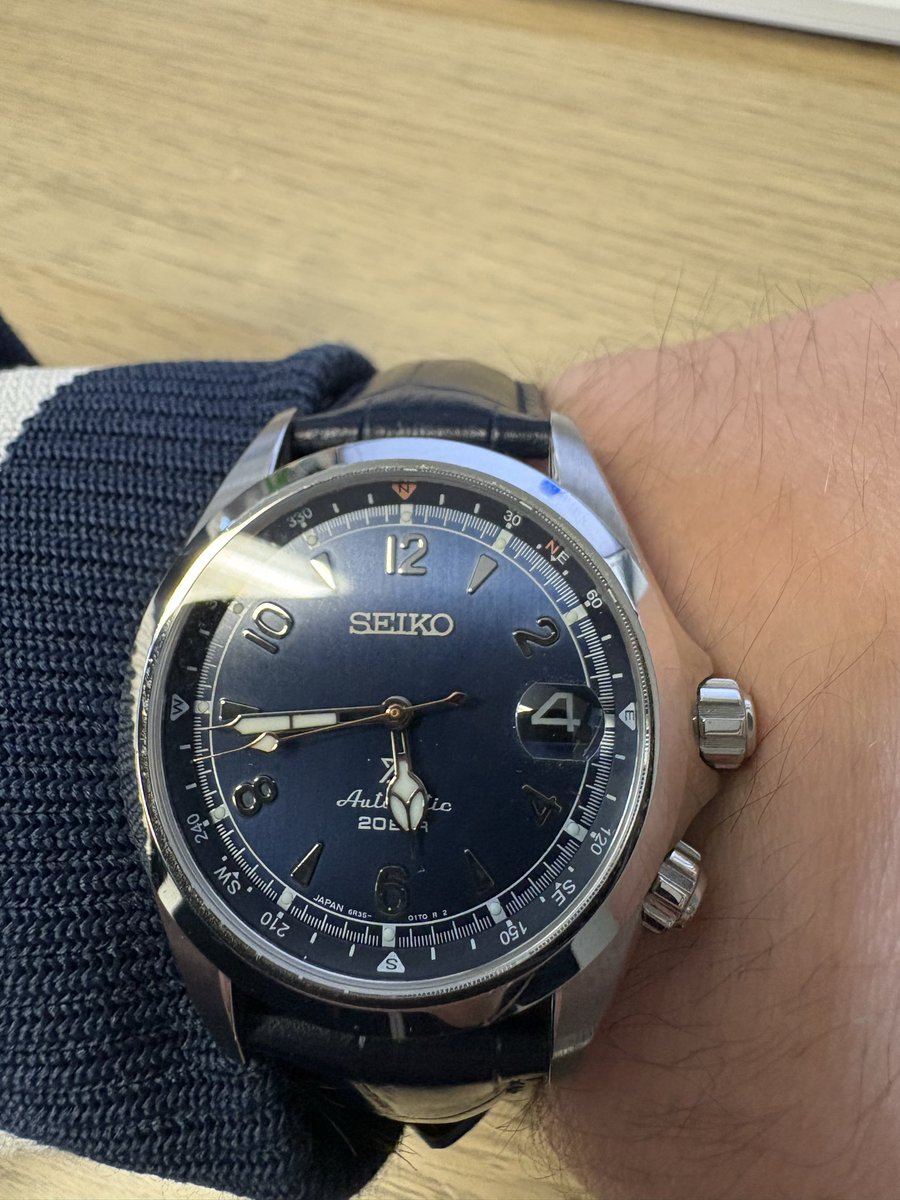 GGregzer's tweet photo. @MrTempus_ ProspeX Alpinist 🥰 https://t.co/E6ThslZ9rG