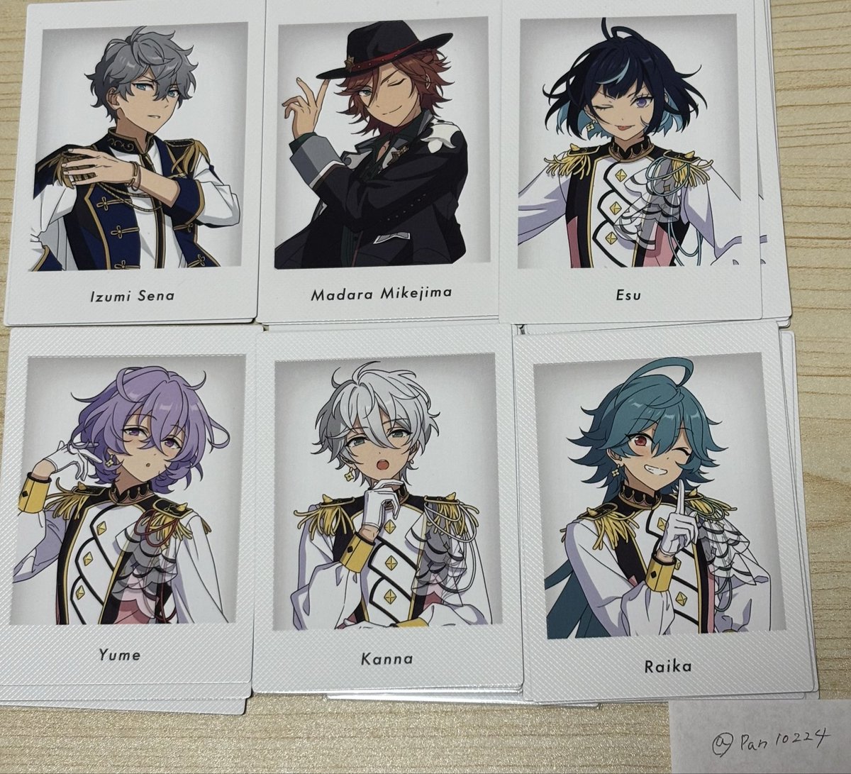 Pan10224's tweet photo. 【交換、譲渡】あんスタ 10周年 特典 ぱしゃっつ

求)1枚150円  ひなた1、宗、みか、ジュイス、スバル、宙2、つむぎ1

譲)桃李5 弓弦5 北斗2 真1 真緒5 千秋3 翠3 忍4 鉄虎4 一彩3 藍良6 マヨイ1 巽1 燐音5 ニキ5 HiMERU2 ゆうた4 凪砂4 日和2 茨4 ジュン2 友也4 なずな3 光5 敬人2 颯馬4 紅郎4 →続く https://t.co/fAI3w7lZfF