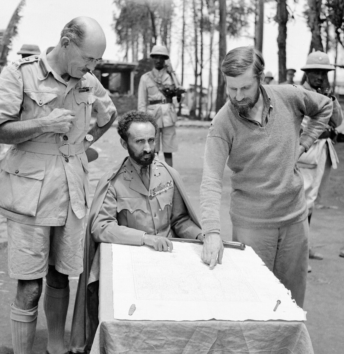 Today we join 🇪🇹 in commemorating 5 May 1941, marking the return of Emperor Haile Selassie to Addis Ababa 

The UK honours the shared history in which British &amp; Allied forces supported Ethiopian patriots to restore 🇪🇹 independence 🇪🇹🇬🇧