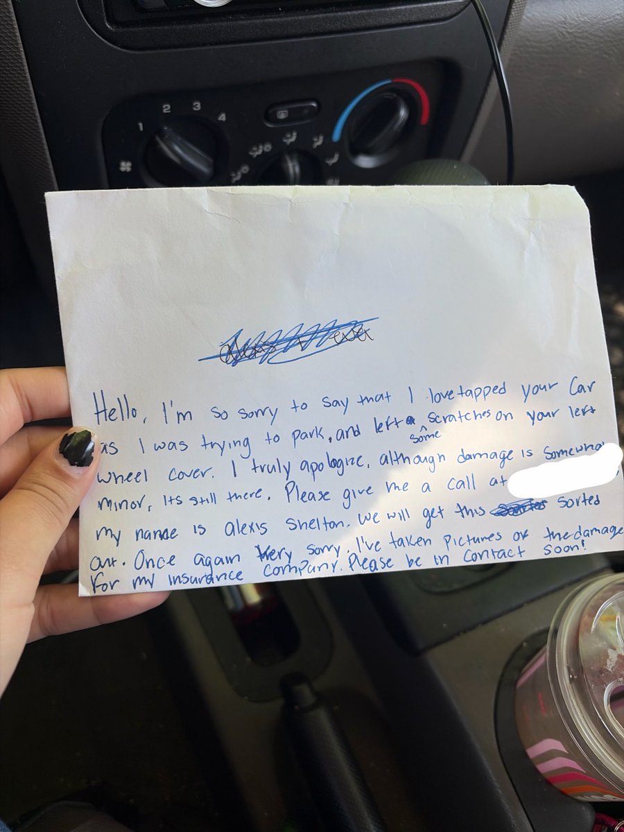 someone left this note on my car while i was at work 😭😭 suchhhh a sweet 
heart. i got out and checked and that scratch on my wheel cover had already been there when i bought my car she didn’t damage my jeep at all 😭 so sweet for her honesty i told her not to worry🩷