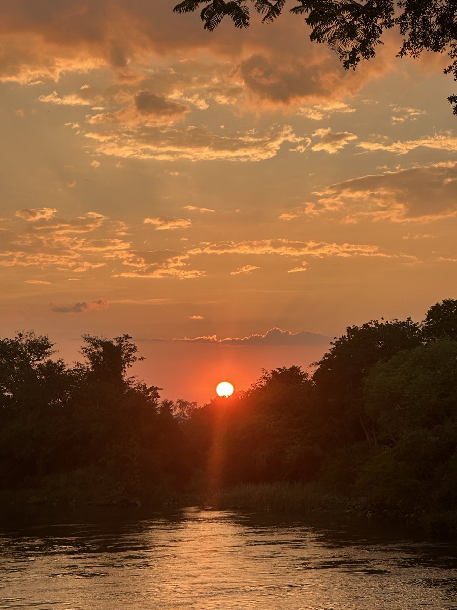 gmbell_net's tweet photo. The bridge on the River Kwai https://t.co/HekDRe0E6I