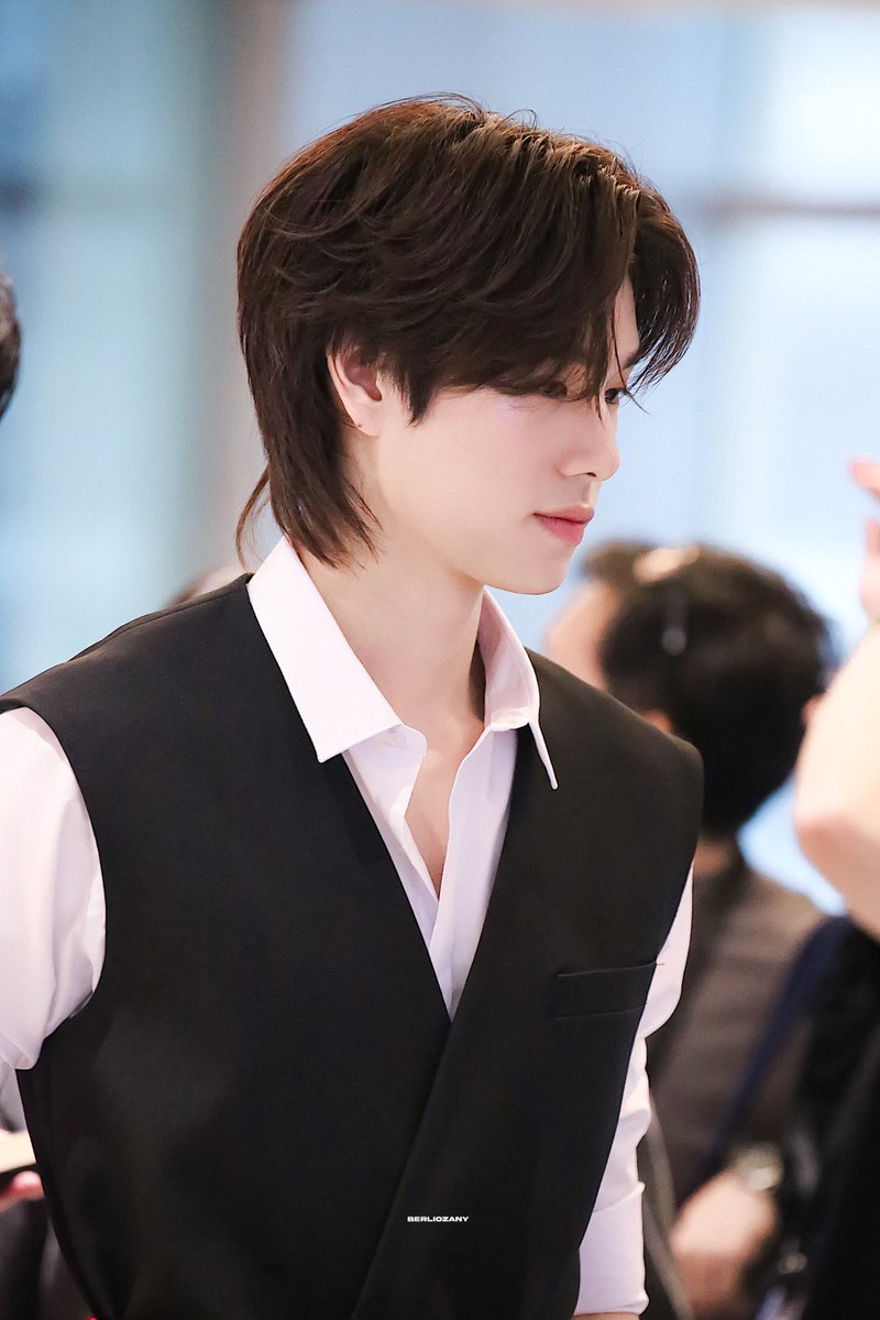 nanpepiwoo's tweet photo. ไม่รู้จะชมภูวินทร์ว่าอะไรแล้วอะ  ด้วยความหล่อแล้วหน้าสวยทุกอย่างออกมาใช้ตัวเองเลย ภวไม่ต้องทำอะไร🫠✨🐼💖

#phuwintang https://t.co/yLPAFtbNU2
