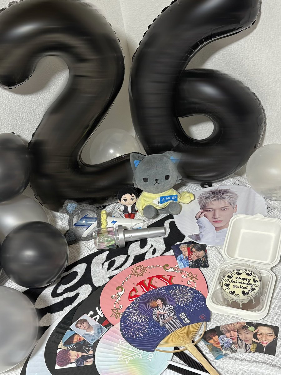 apon__06's tweet photo. ˙˚ʚ 05.06 ɞ˚˙

碧海くんお誕生日おめでとう*⋆✈

毎年お祝いできて本当に幸せです🫶🏻
これからもずっと応援してます^_  ̫_^っ🪄

#HappySkyDay
#碧海のことが好きだよ
#JO1 @official_jo1 https://t.co/nVqfhGc5px