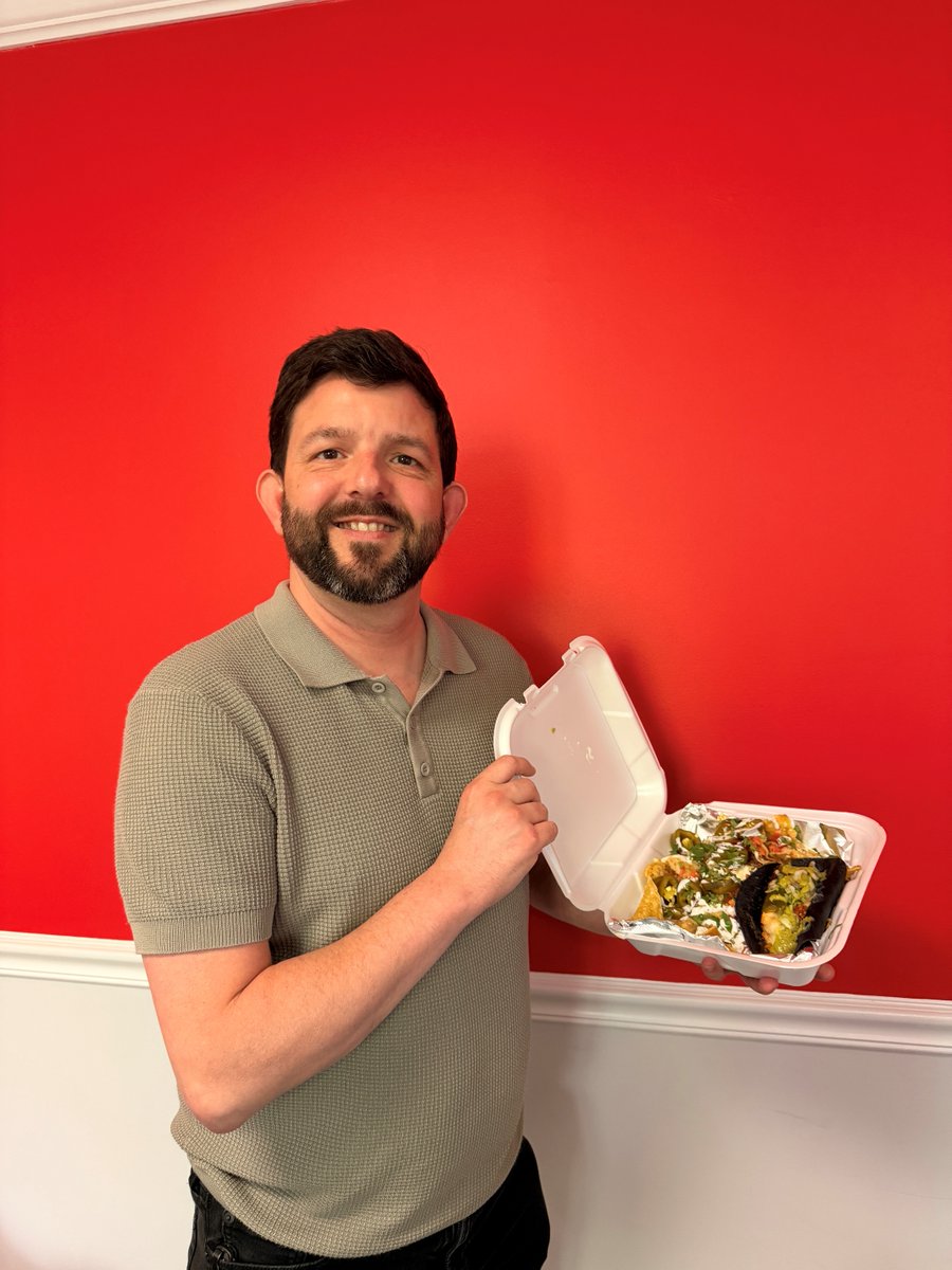 CWhitmarshSF's tweet photo. Happy Cinco De Mayo! 🌮🪇🪅

Today for #StateFarmTakeOutTuesday, we ordered some amazing food from Taco Rock! It was absolutely delicious and we definitely recommend giving them a try if you haven’t yet! I hope you all have a tasty #StateFarmTakeOutTuesday! 

@CWhitmarshSF https://t.co/YGfBztMLB5