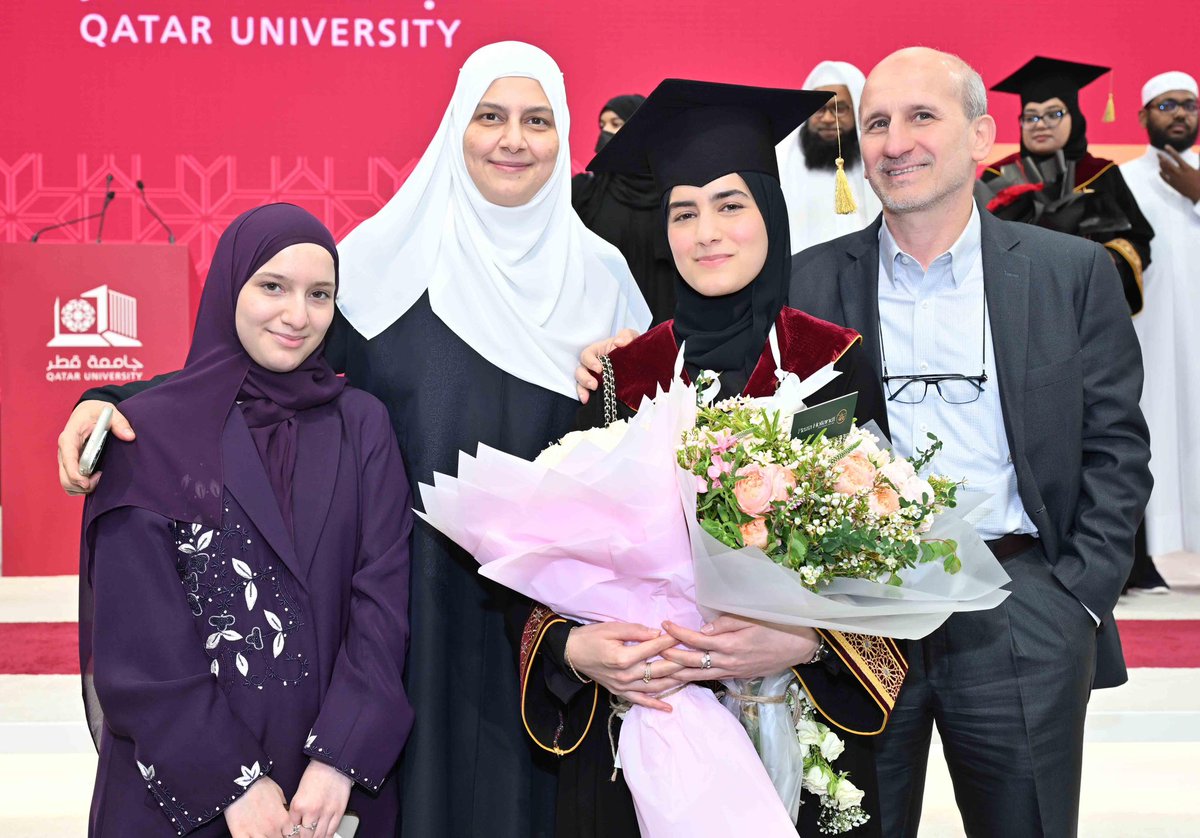 جامعة قطر tweet media