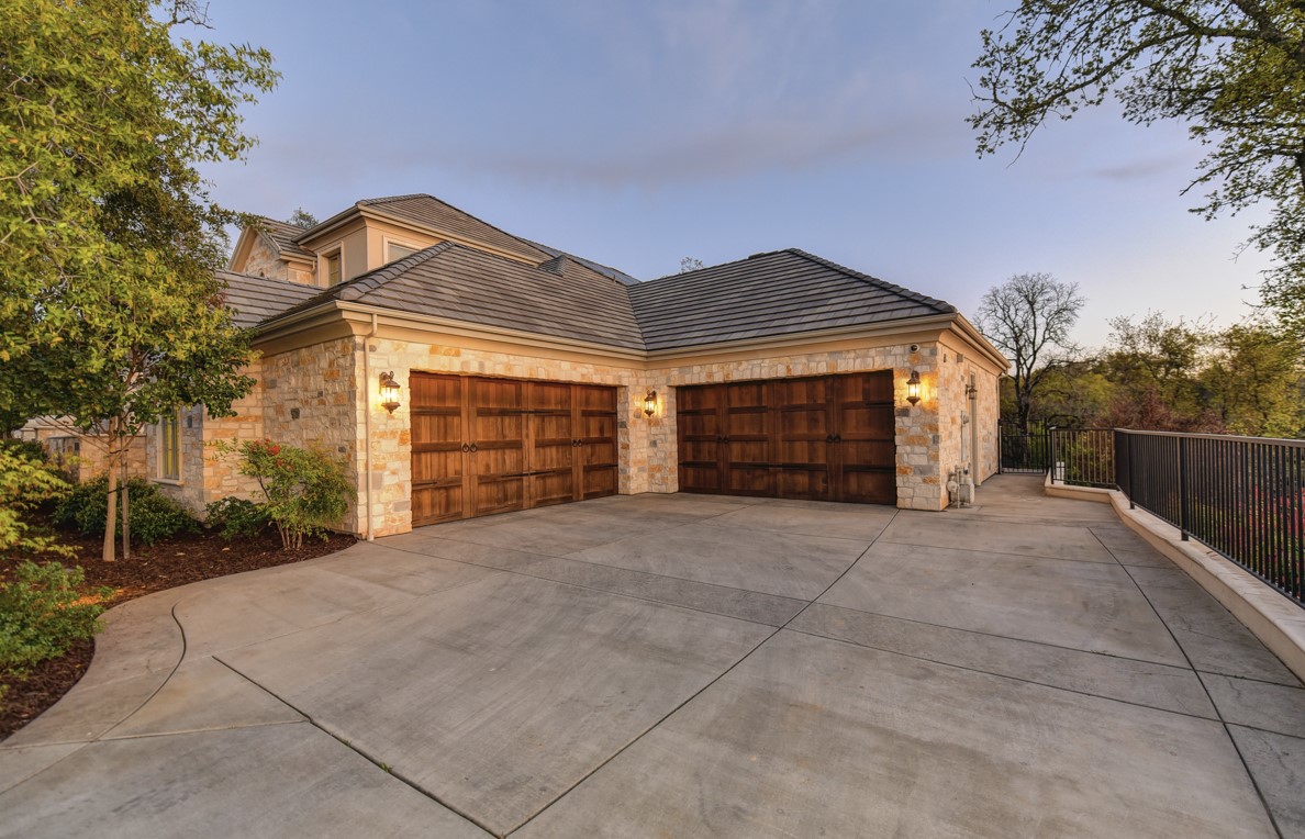 sellhousetulsa's tweet photo. Maximize Your Home’s Value with Top Upgrades That Attract Buyers and Increase Profits!
 
#webuyhouses #sellmyhousefasttulsa #sellyourhouse #webuyhousestulsa https://t.co/U3H0PGvpfK https://t.co/OQsbd6WnIl