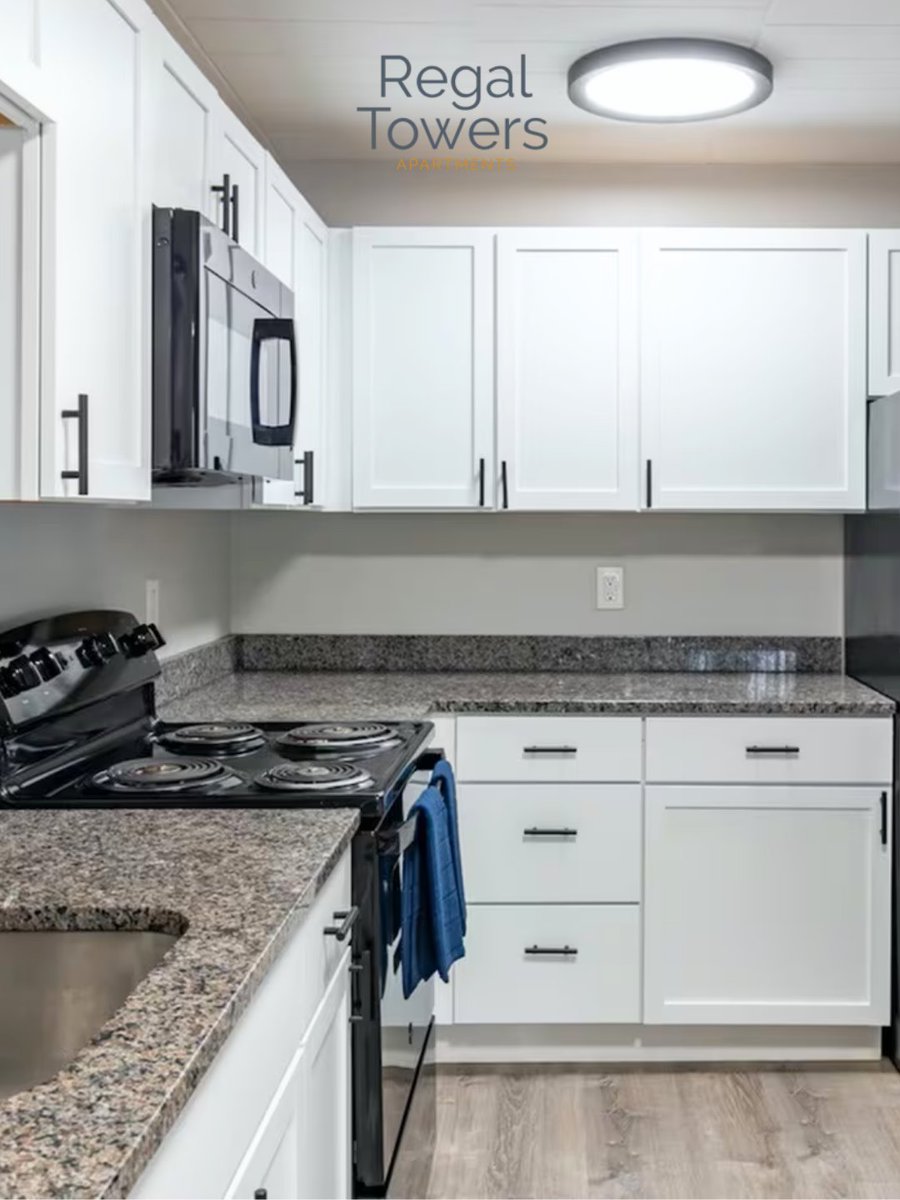 REGALTOWERSAPTS's tweet photo. As spring transitions into summer, enjoy a kitchen that’s ready for every moment. ☀️🍳 Tour our community today and find your next home! https://t.co/phzug31Bee