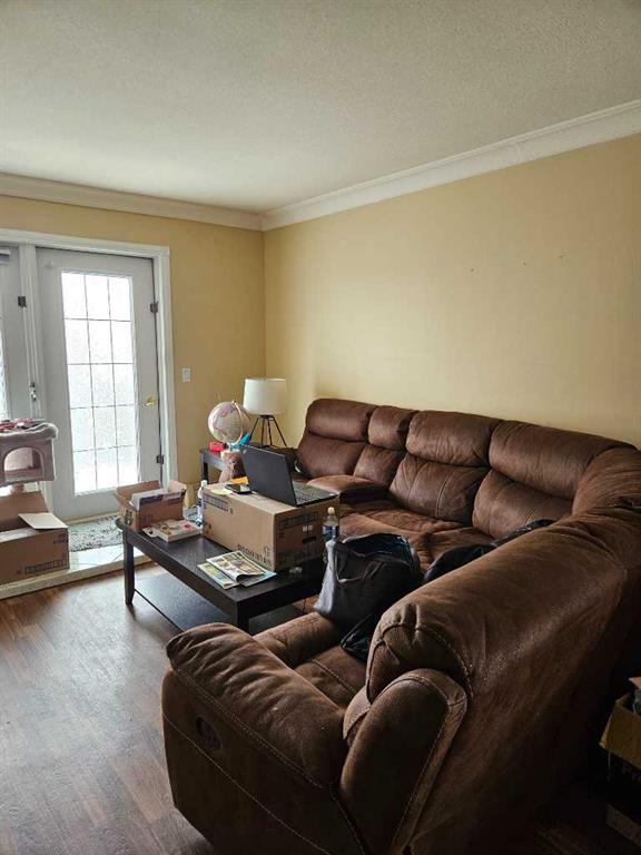 CBOnTrackRealty's tweet image. 🌟New Listing🌟
🏡5519 Kerry Wood Drive #204, Red Deer, AB
MLS# A2305969
$119,900

For more info, click ➡️ tinyurl.com/A2305969

Rob Levie
☎️(403) 505-4358

Isaiah Bott
☎️(403) 597-3232

#reddeer #coldwellbankerontrack #newlisting #centralalberta @robertlevie @IBottRealty