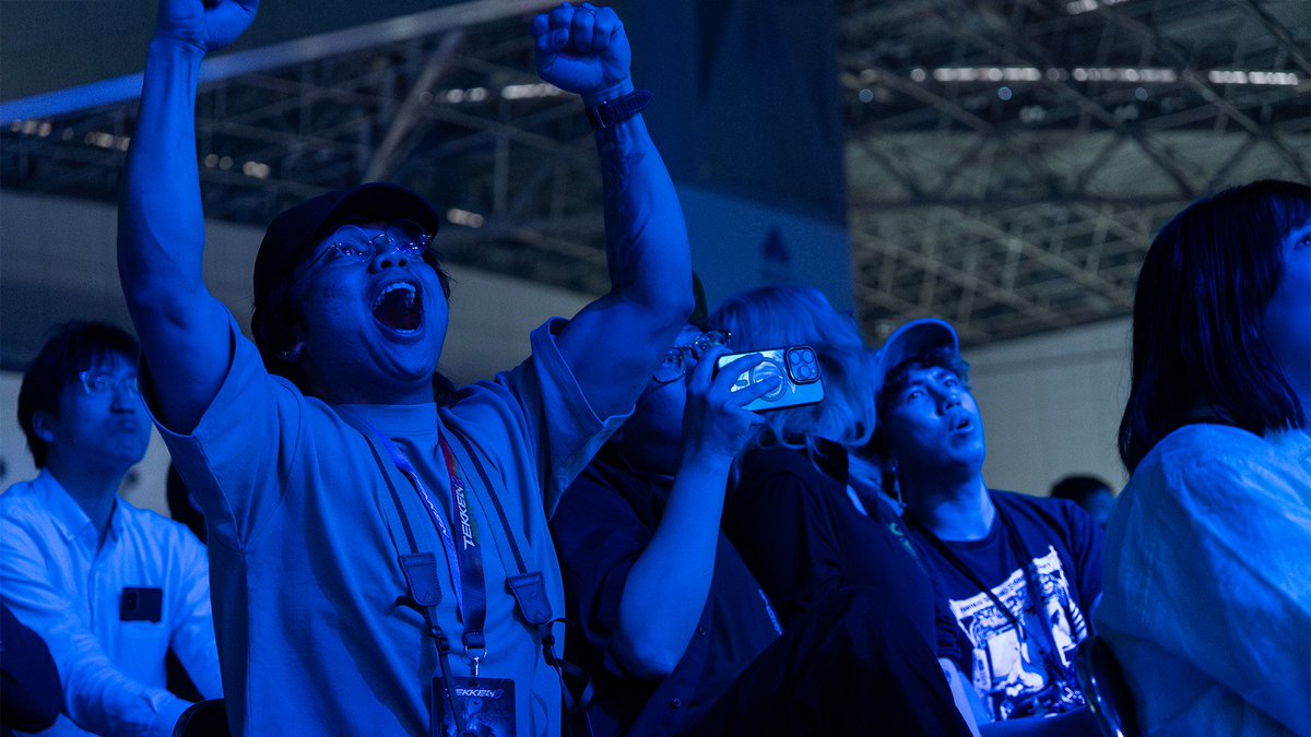 Team RΛZΞR tweet media