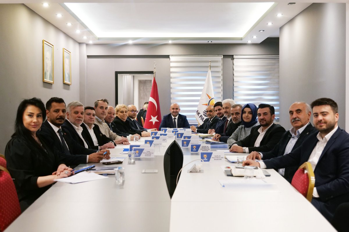 Haftalık olağan yürütme kurulu toplantısı, İl Başkanımız Gürhan Albayrak başkanlığında gerçekleştirildi.
  
🔸 AK Parti Seninle #Eskişehir