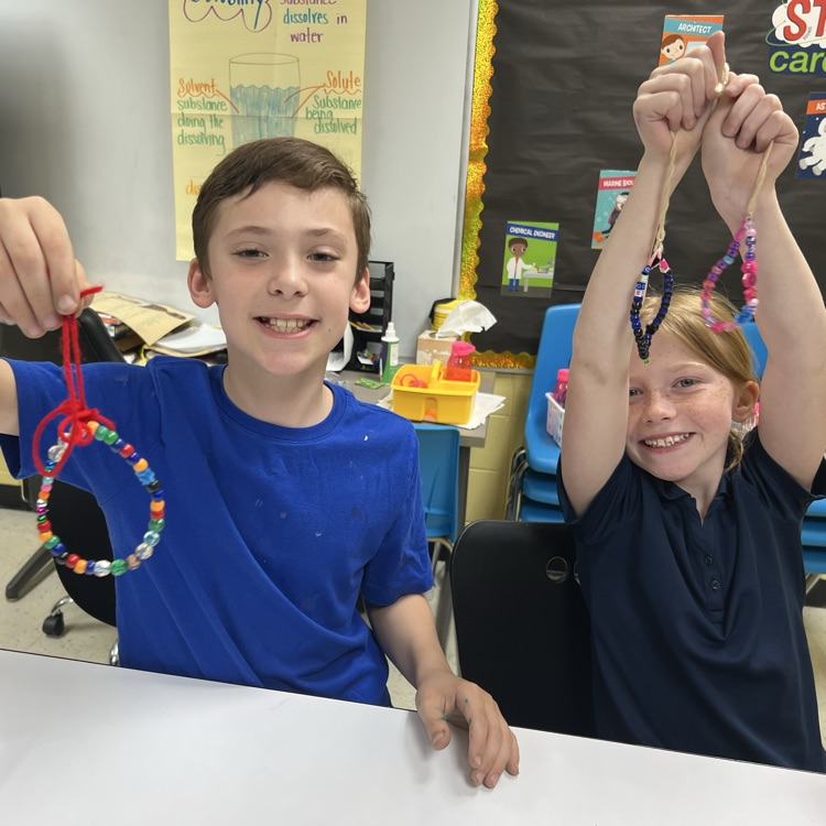 PHillPanthers's tweet photo. Art Club had a blast making beautiful beaded hearts for Mother's Day!! We even had a special visitor ~ Daisy the puppy! Look at those smiles! 🐾❤️ https://t.co/ZDJa1trh63