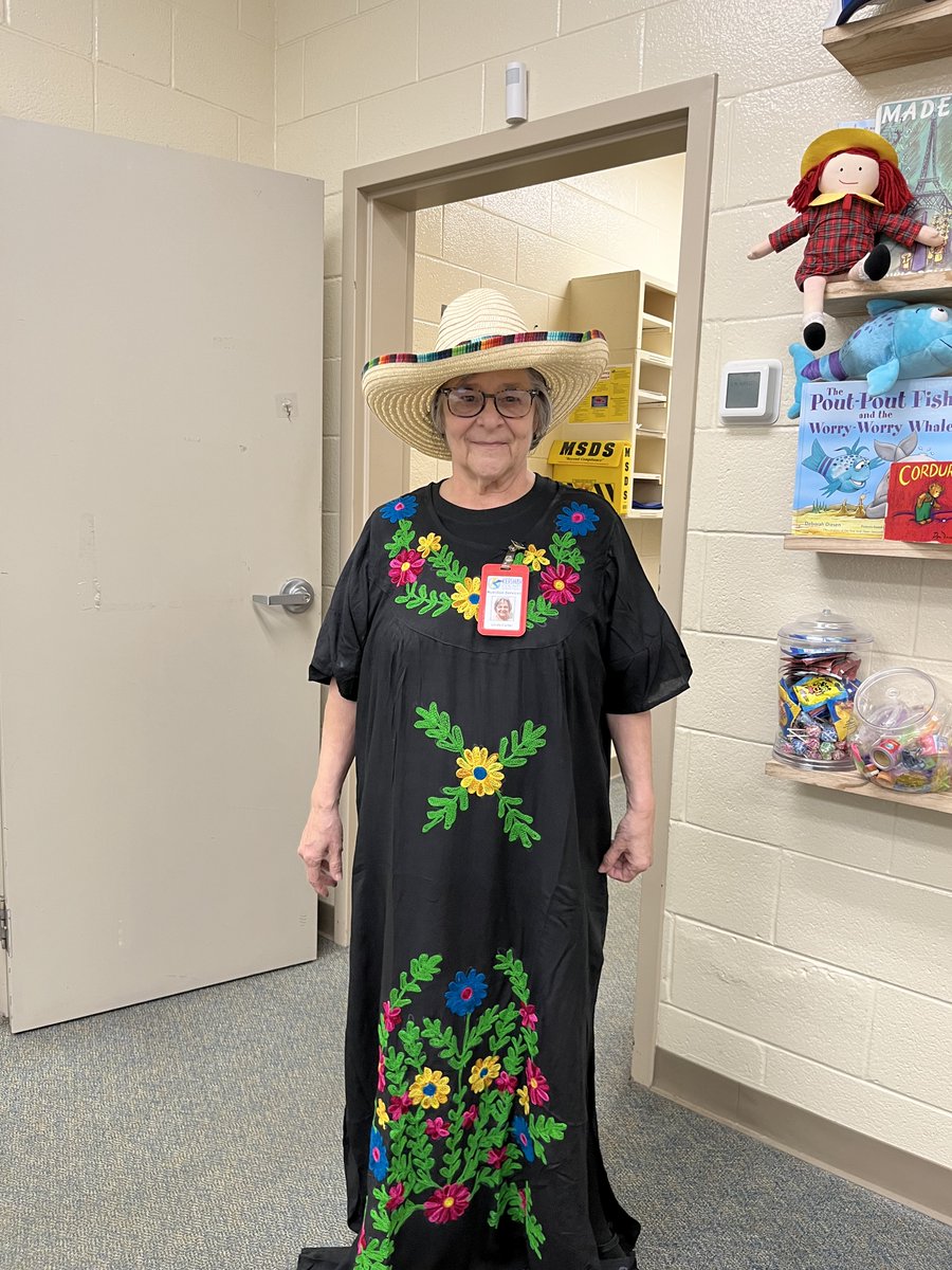 KCSDNutrition's tweet photo. @midwaybobcats turned up the fiesta for Cinco de Mayo today. 🎉 🌮 Our amazing cafeteria team brought the fun with festive outfits, smiles, and lots of flavor. 💃 🌶️ Serving up delicious meals and good vibes all around. 😋 ✨

📸 Linda Carter 

@kcsdschools #mykcsd #KershawSC https://t.co/prs8MFypDv