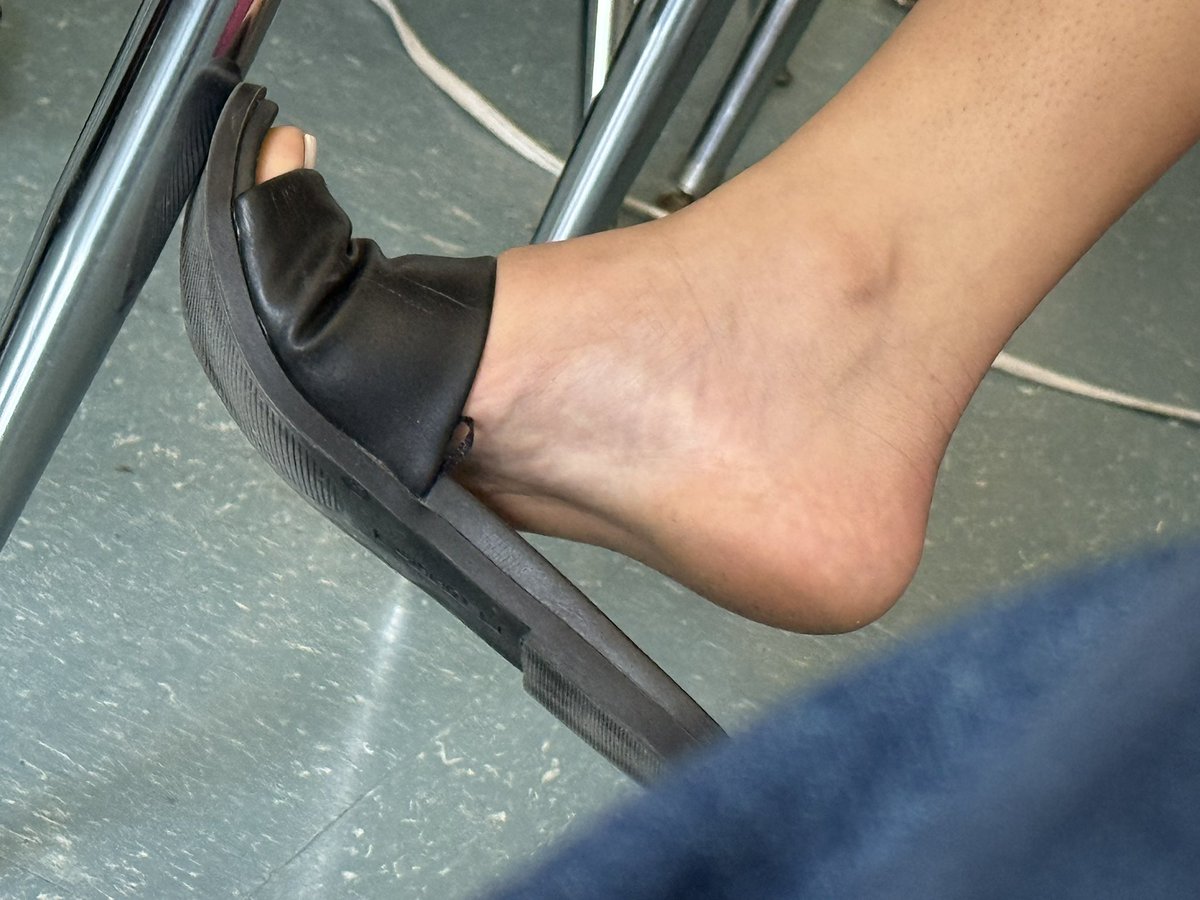 shoe addict tweet media