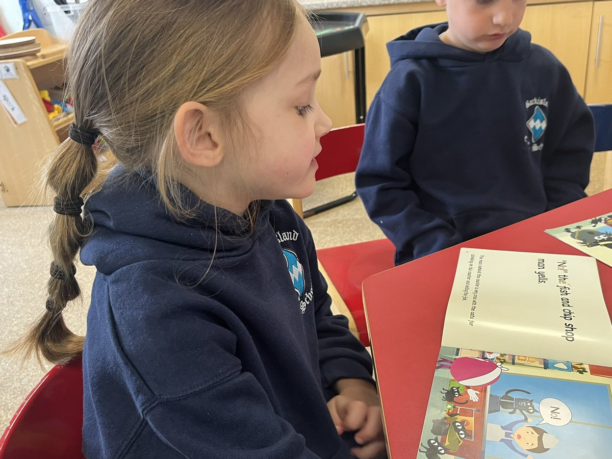 Barkisland CE School tweet media