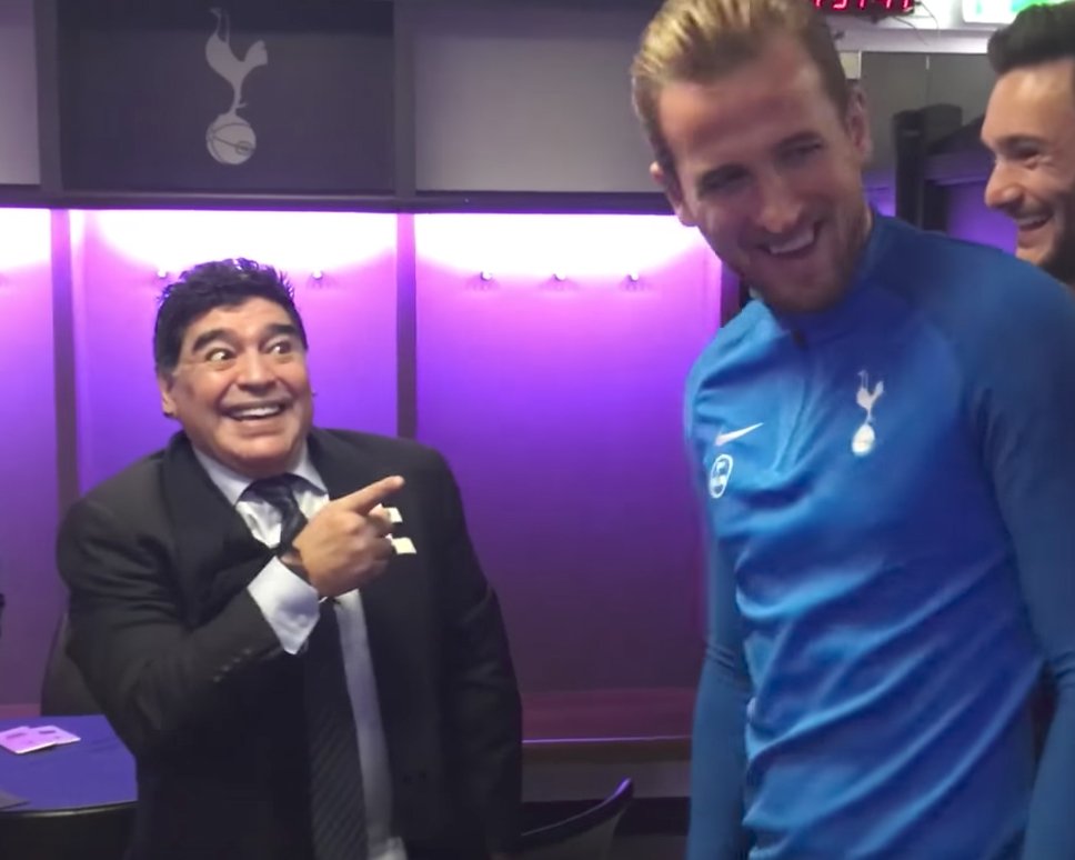 VECHTERz's tweet photo. @jestfootball @FabrizioRomano Harry Kane. Maradona. Same place https://t.co/pvqUl8vlwb