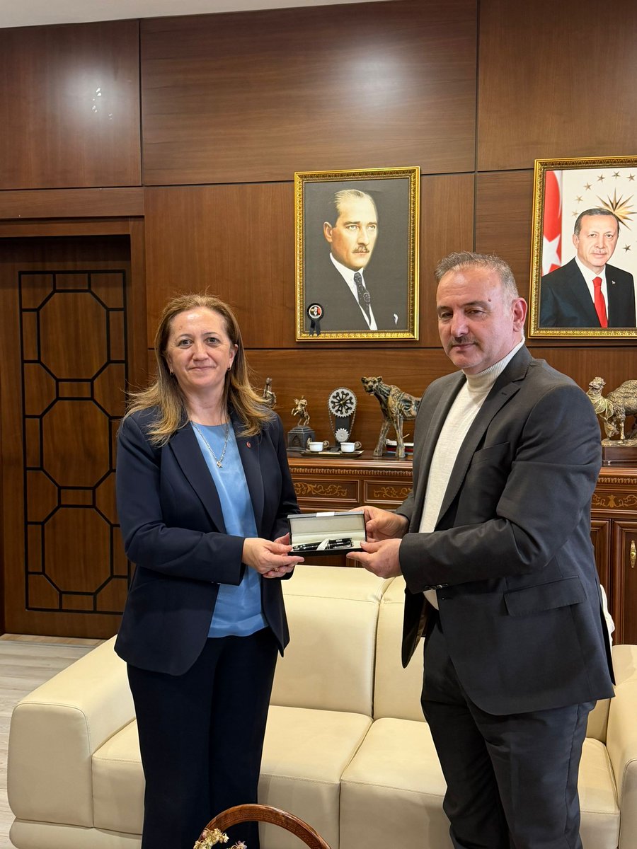 Devrimci Sağlık İş tweet media