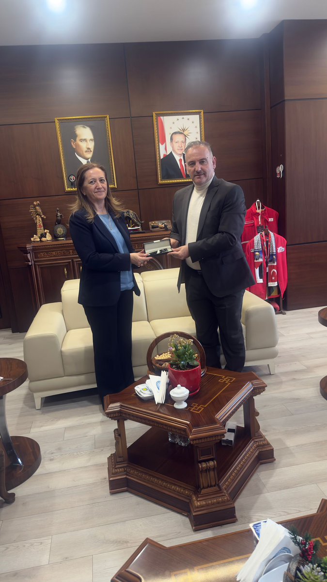 Devrimci Sağlık İş tweet media