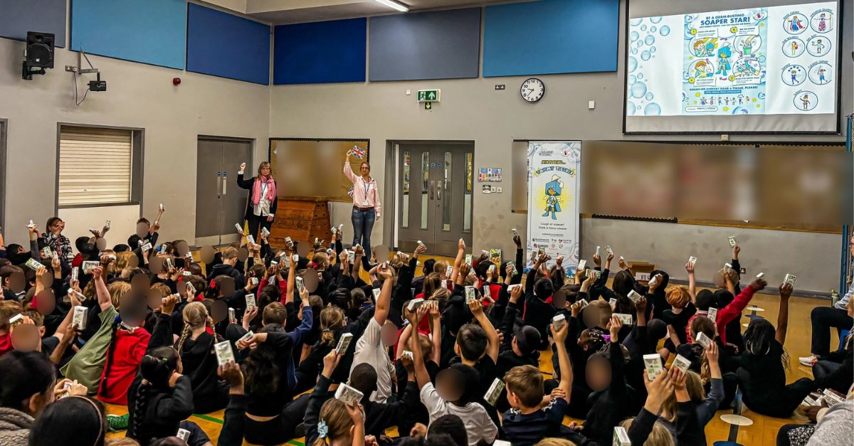 germsjourney's tweet photo. 🧼🌍 #WorldHandHygieneDay with @germsjourney 

Today marked the very first school launch of our newest Soaper Star, Tommy Tissues (sponsored by @ETSchoices), helping young learners understand why clean hands (and clean tissues) matter in keeping germs at bay.

🧵1/3 https://t.co/opv0SxfS6T