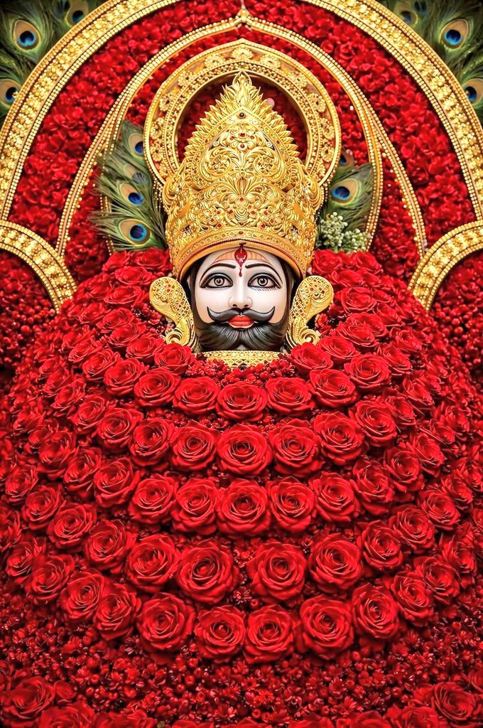 Khatu_dhaam's tweet photo. कृपा दृष्टि जब श्याम करें,
सागर भी मरुस्थल से डरें। https://t.co/Cs4VLz1r75