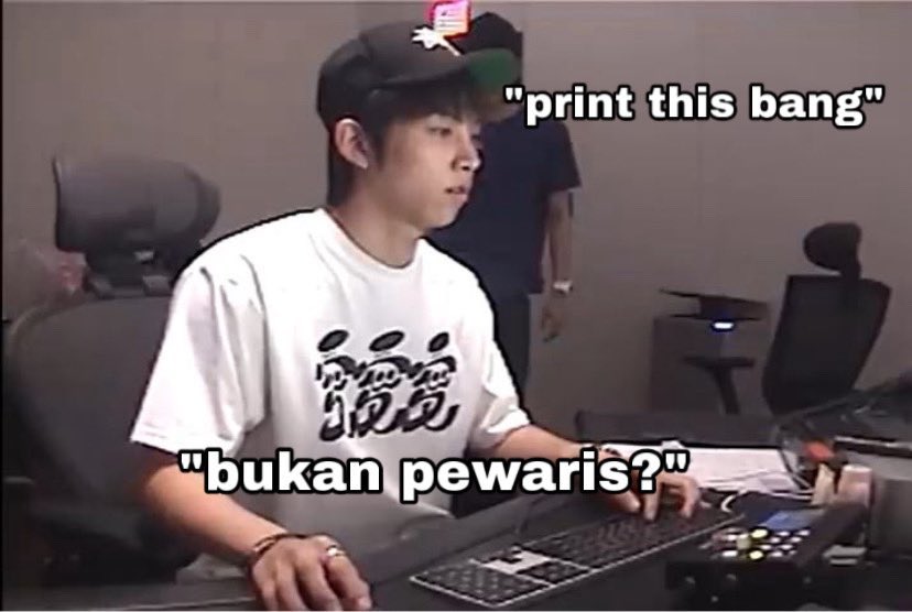 Kimpryul's tweet photo. @_ BELI JUALAN GUA DONG, gwah lah idol segala pekerjaan tersebut. Banyak nih ada parfum condet, fotocopy an, pecel lele, sama rujak. 💰🤑 https://t.co/CyYg6vMvr3