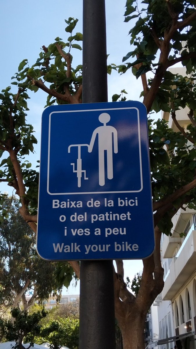 joanetdespou's tweet photo. bilingüisme eRvissenc https://t.co/Pkf5R26Tmk