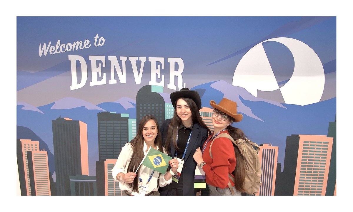 Melika_HSH's tweet photo. ARVO by day, Denver fun in between, and fun eyes all around 👀✨ https://t.co/SsTQM3gMQN