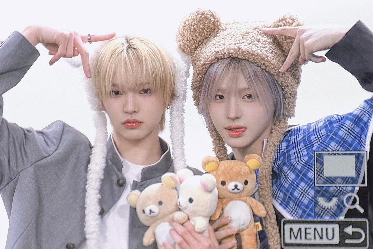 ʚ레나ɞ tweet media