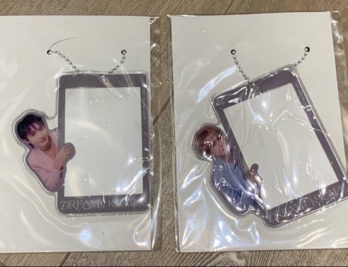 nydreamx's tweet photo. พร้อมส่ง 💚 กาชาปอง หน้าคอน ญี่ปุ่น TDS3 Japan DREAM( )SCAPE

🍀 เฟรมการ์ด
Renjun Chenle 190

📦 ค่าส่ง เหมา 25

#ตลาดนัดnct #ตลาดนัดnctdream https://t.co/hGdi9vwIID