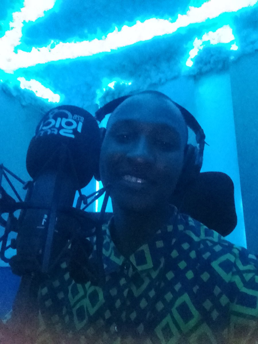 ineza50592's tweet image. À la radio Igicu FM en 2024 en train d'animer l'émission Burundi Breakfast 🔥🙏

#Igicufm #Media