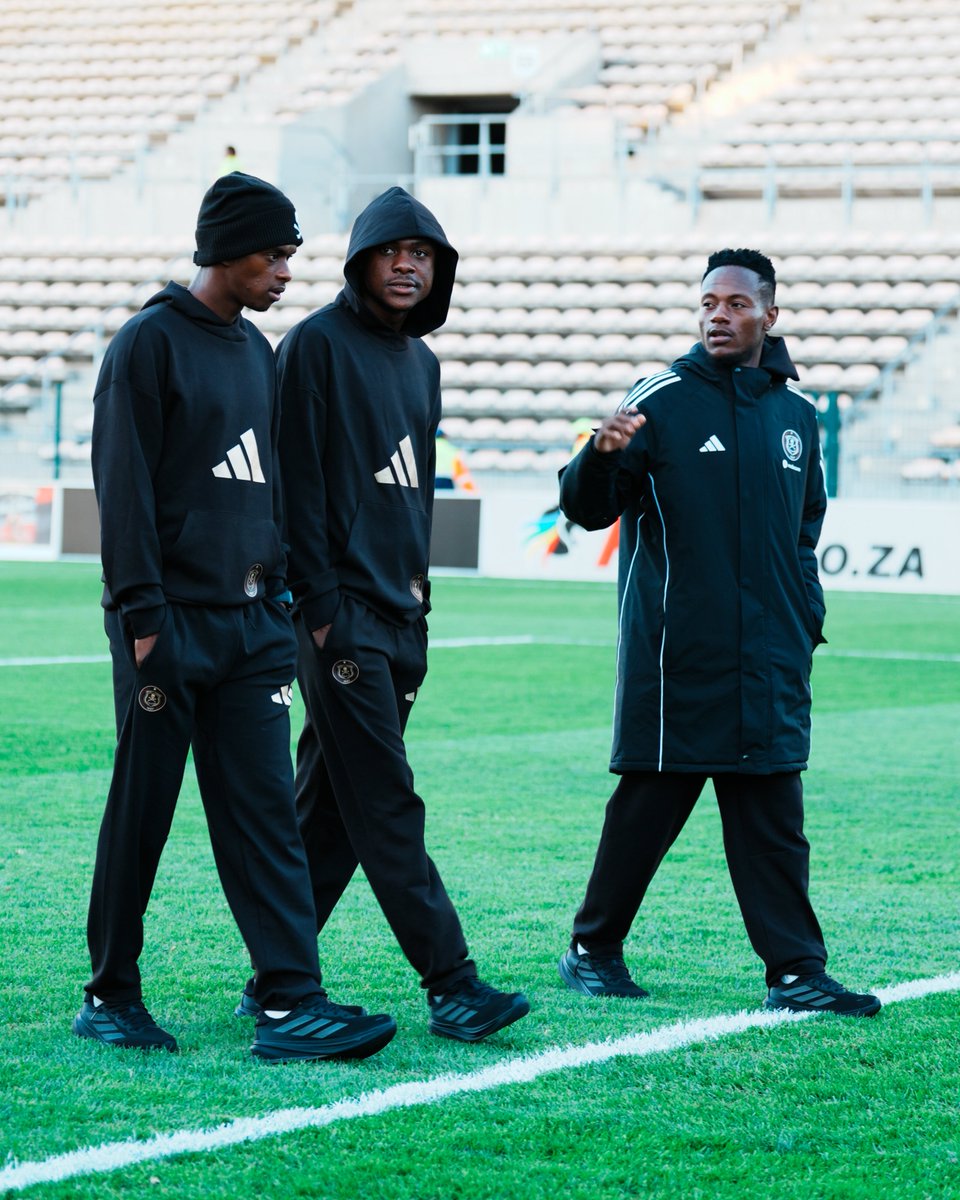 orlandopirates's tweet image. ☠️📍Cross Boulevard, Athlone, Cape Town,

⚫⚪🔴⭐
#MatchDay
#OrlandoPirates
#OnceAlways