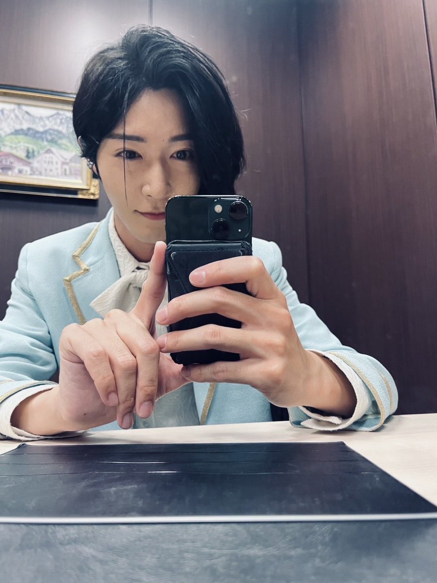 モナキ tweet media