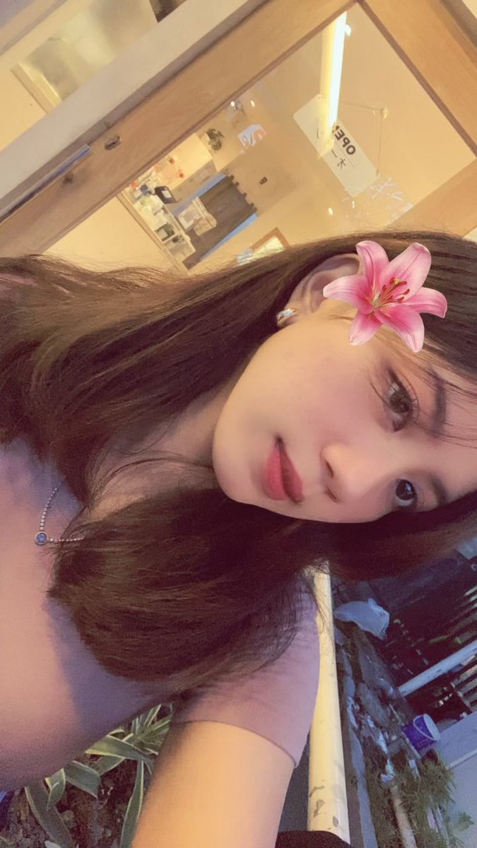 sil🦋 tweet media