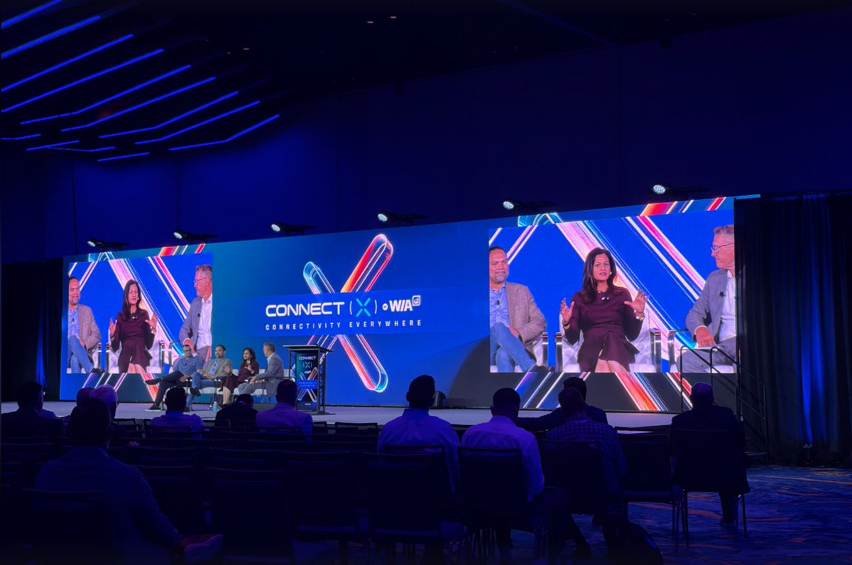 ConnectX_USA's tweet photo. The AI-native network is redefining mobile infrastructure.

Joe Madden (@MobileExperts1) joins Kanika Atri (@NVIDIA), Aji Ed (@Nokia) and Salim Kouidri (@TMobile on the Main Stage.

#ConnectX26 #AI https://t.co/YicfvhlUtp