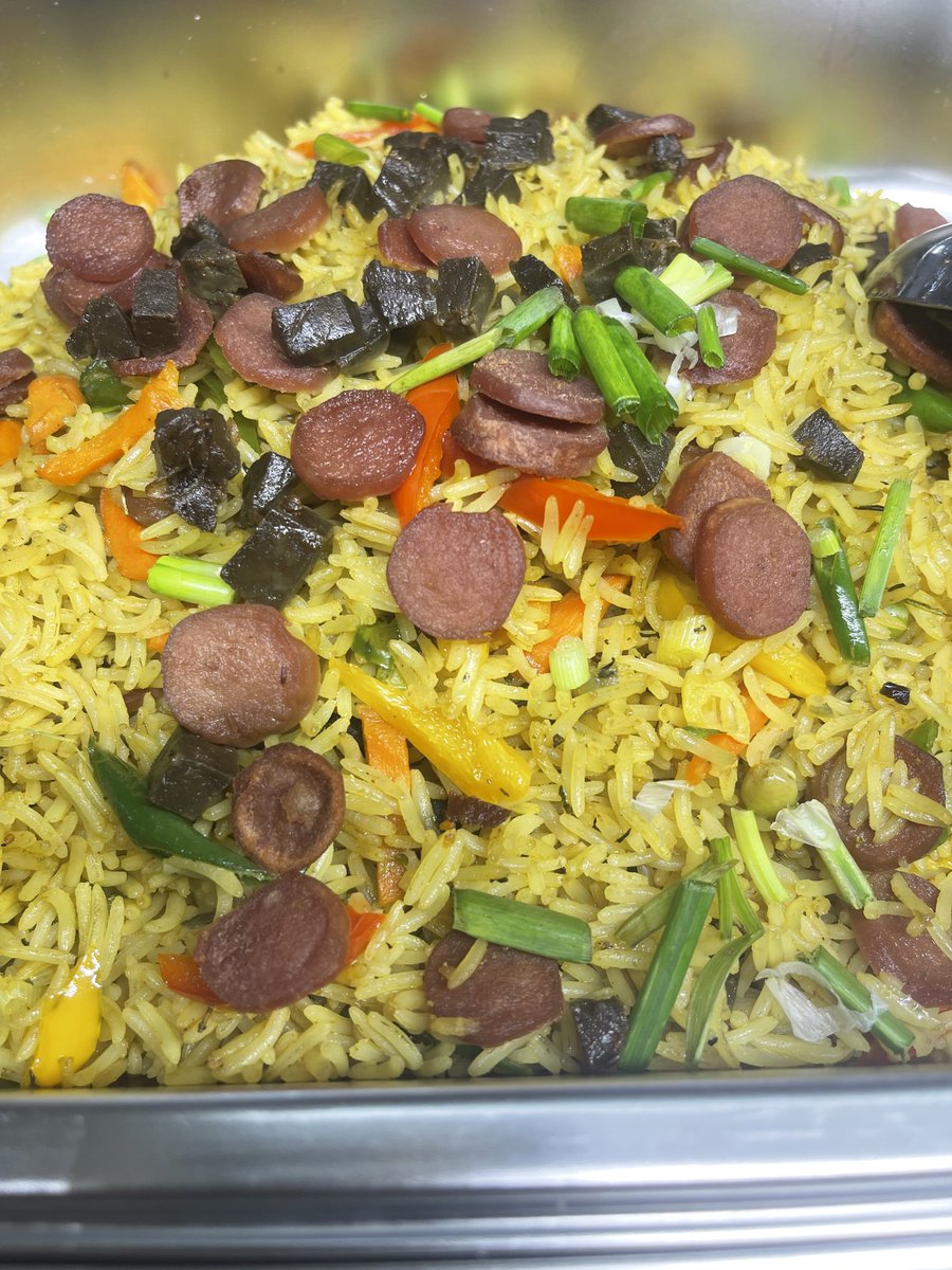olobebukka's tweet image. This is not regular fried rice 😤🔥

This is Olobe Special Rice and it’s on a different level 🍛😋

Come and taste the difference yourself 👀
📞 091 6461 7858

#olobebukka #food #ibejulekki #ibejulekkiconnect