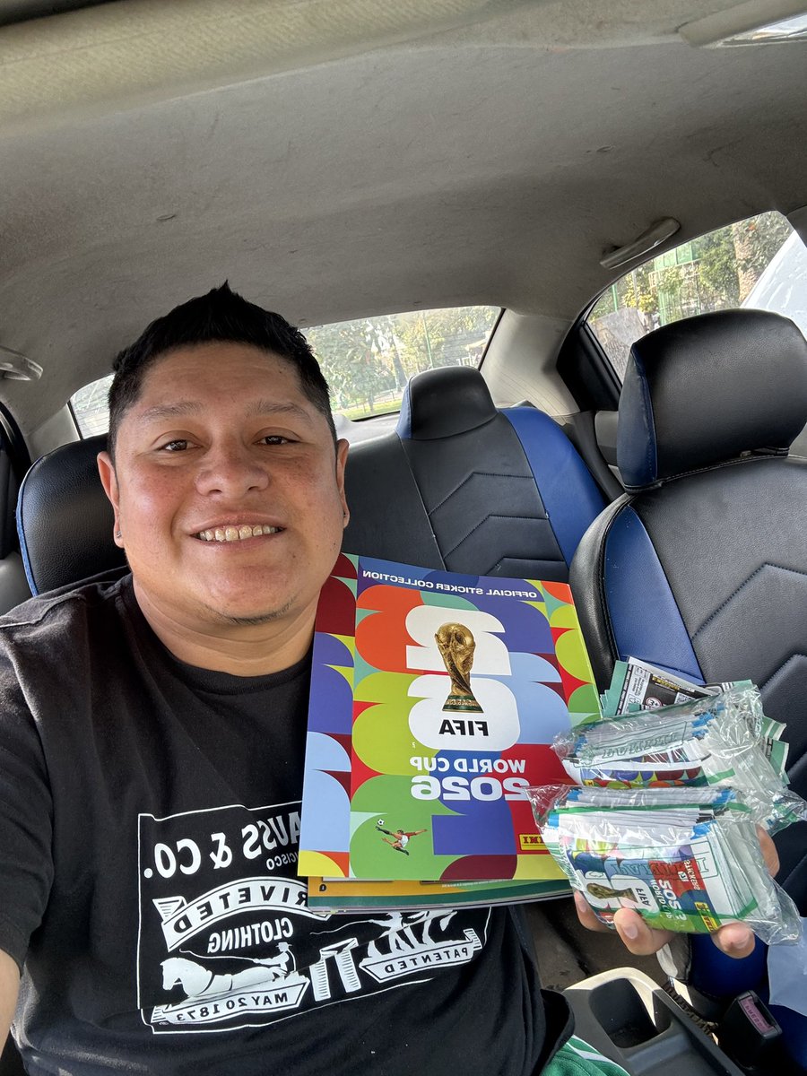 Mis hijos me dieron sus ahorros de un año para que les comprara esto, yo sé que van a estar felices cuando lleguen del colegio y vean esto, pero ellos me hicieron más feliz a mí, seguimos con la tradición antes lo hice con mi papá ahora lo hago con mis hijos
