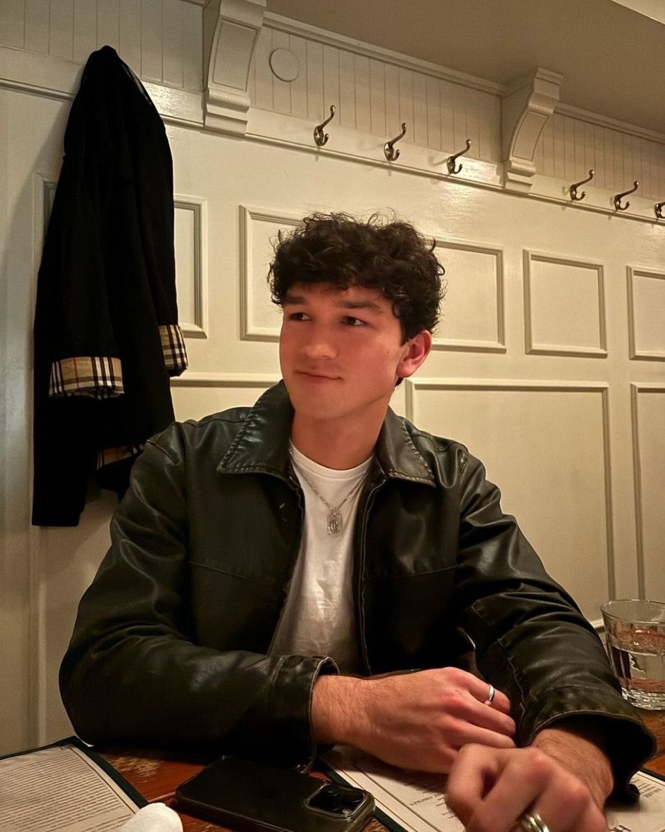 kyle tweet media